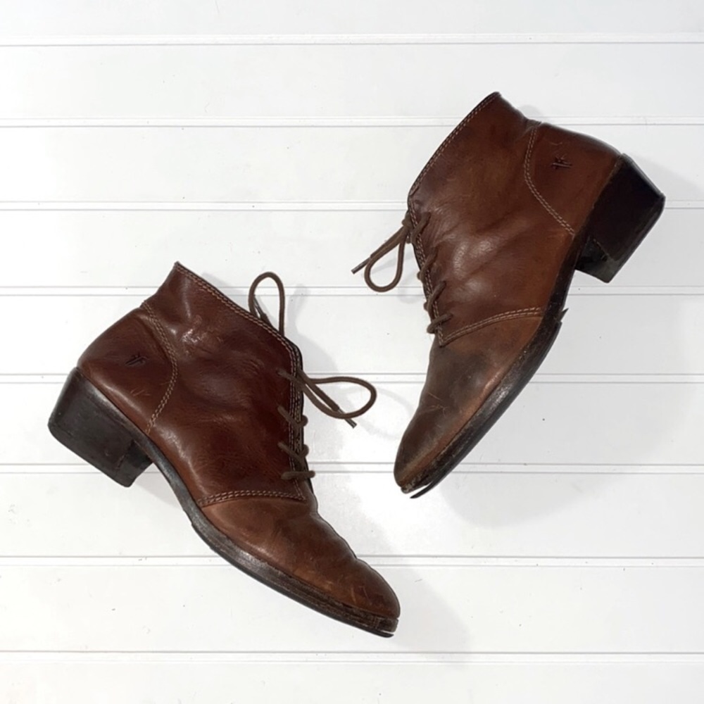 Frye Vintage Lace Up Ankle Heel Boot